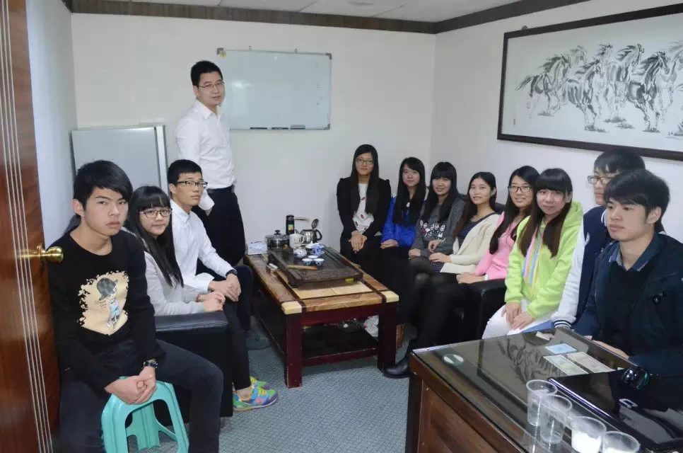 گسترش تیم و انتقال سال 2013 به Rooms 1902&ndash;1903, Block A, Jiahe Huaqiang Building